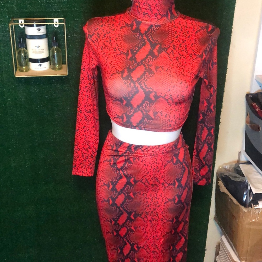 Super Fitted Two Piece
